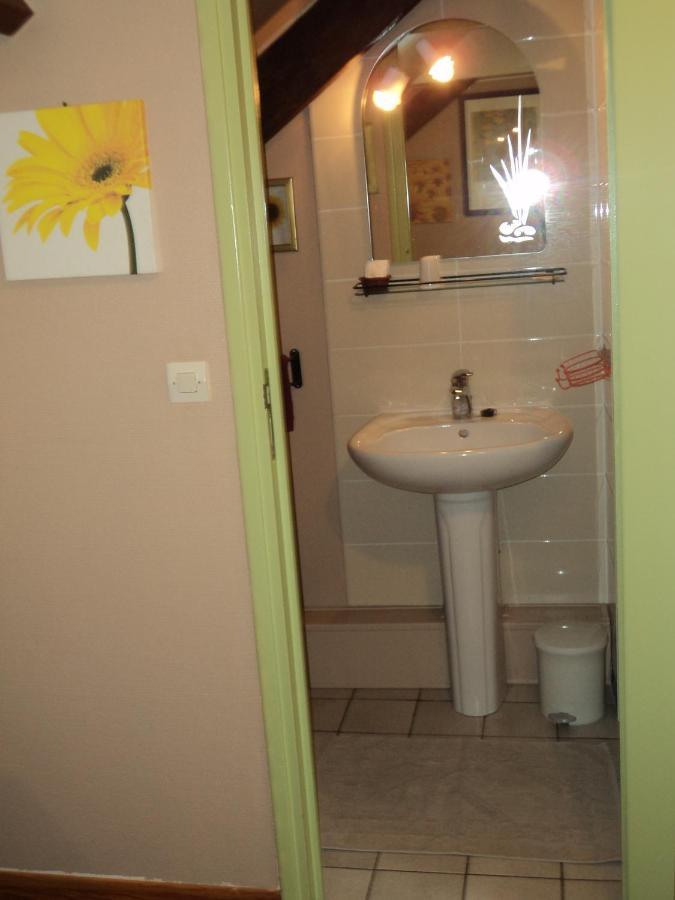 Bed and Breakfast Chez Julie Beaucamps-Ligny Экстерьер фото
