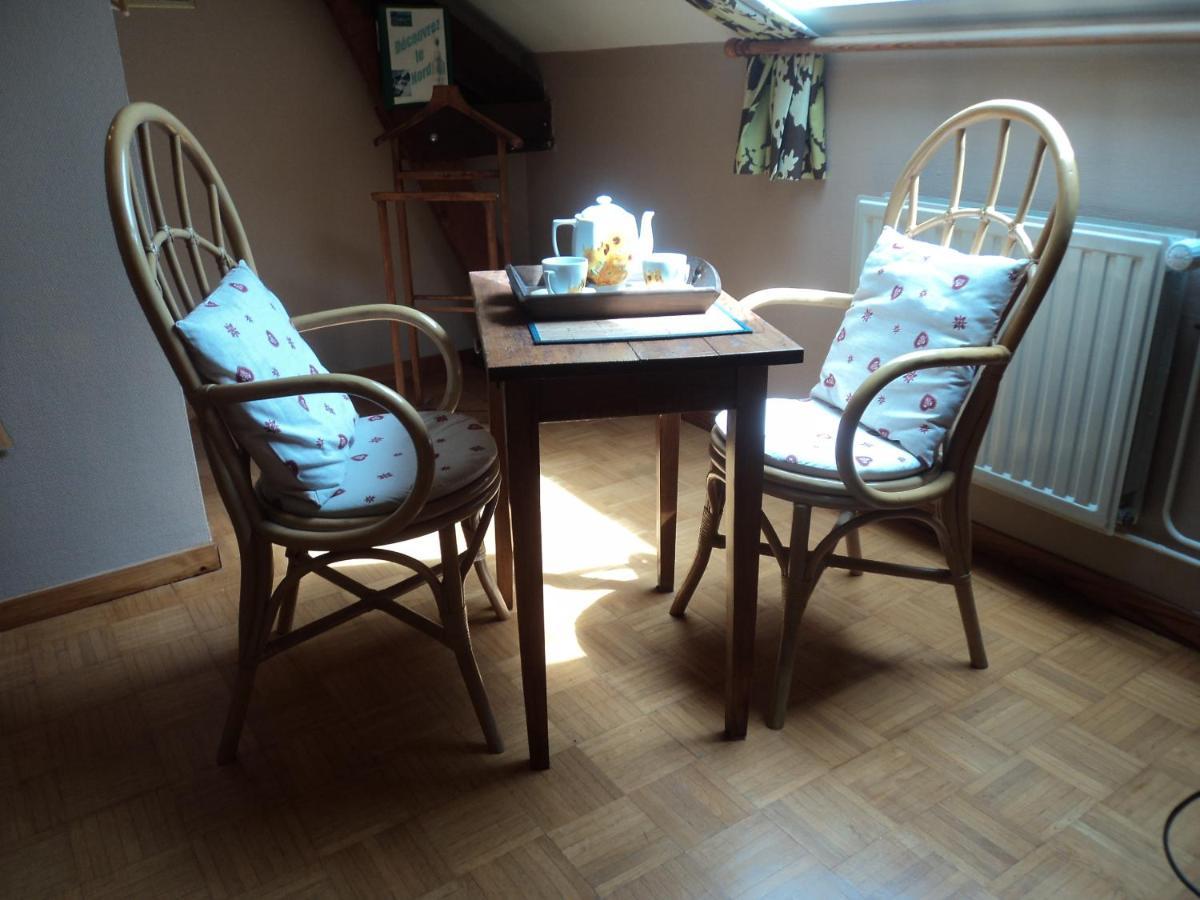 Bed and Breakfast Chez Julie Beaucamps-Ligny Экстерьер фото